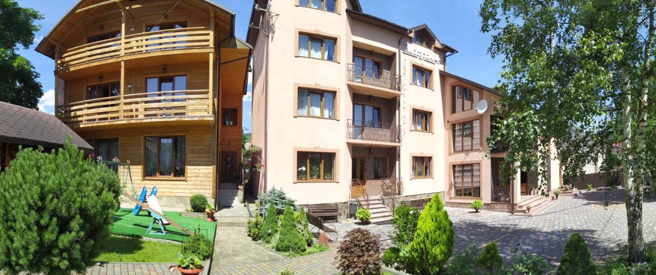Guest House Shafran Яремче Екстер'єр фото