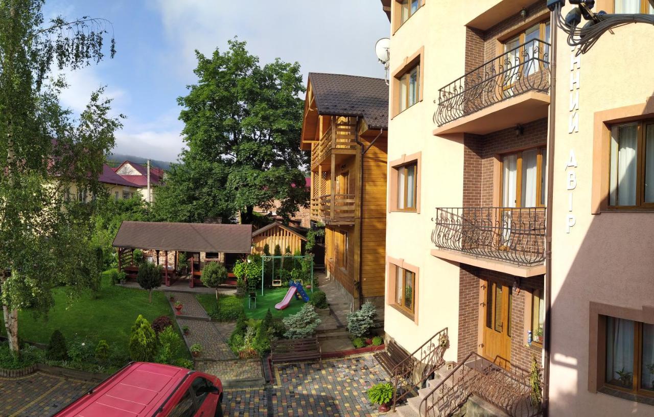 Guest House Shafran Яремче Екстер'єр фото
