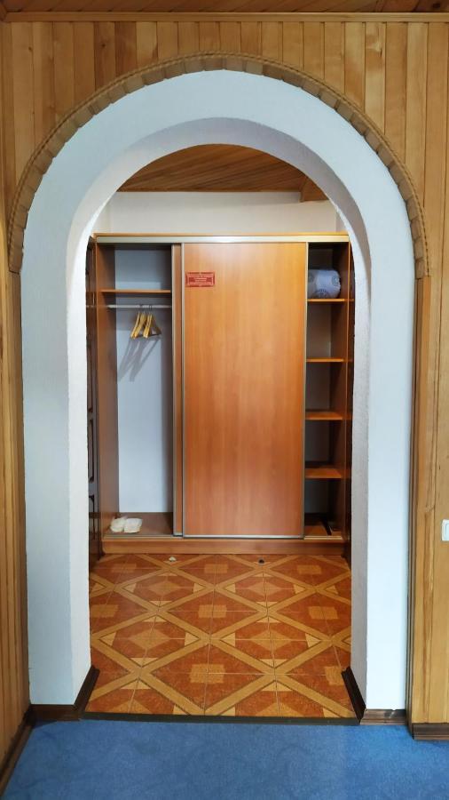 Guest House Shafran Яремче Екстер'єр фото