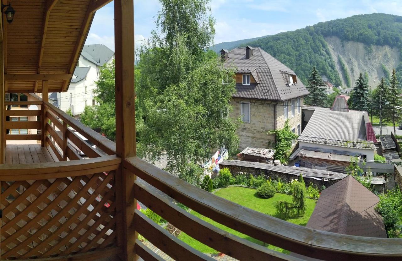 Guest House Shafran Яремче Екстер'єр фото