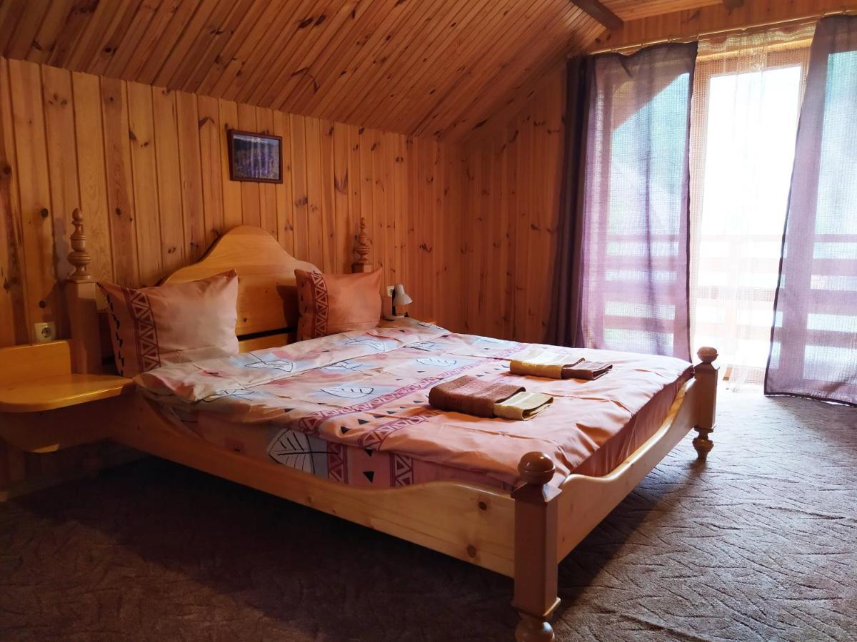 Guest House Shafran Яремче Екстер'єр фото